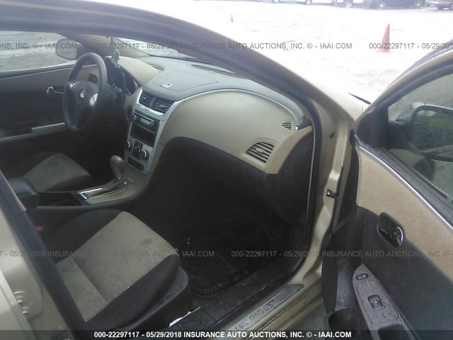 1G1ZG57B08F190861 - 2008 CHEVROLET MALIBU LS 金色 照片 5