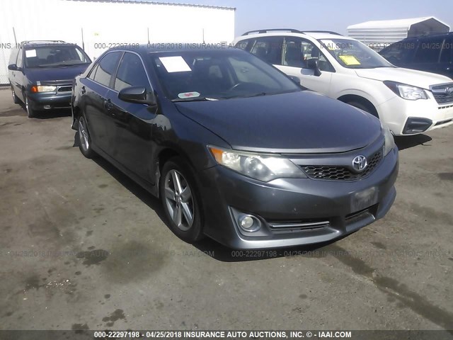 4T1BF1FK4CU096228 - 2012 TOYOTA CAMRY SE/LE/XLE 灰色 照片 1