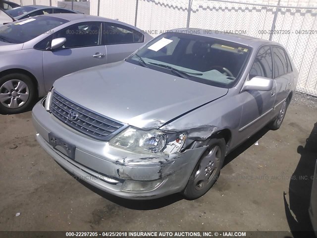 4T1BF28B74U373815 - 2004 TOYOTA AVALON XL/XLS SILVER photo 2