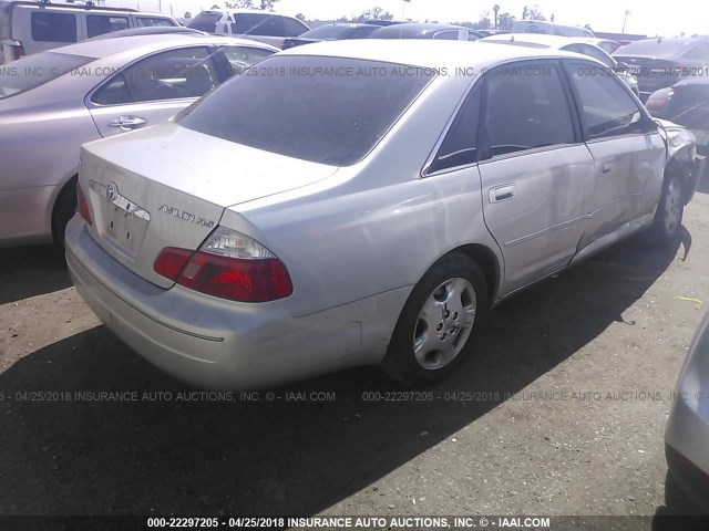 4T1BF28B74U373815 - 2004 TOYOTA AVALON XL/XLS SILVER photo 4