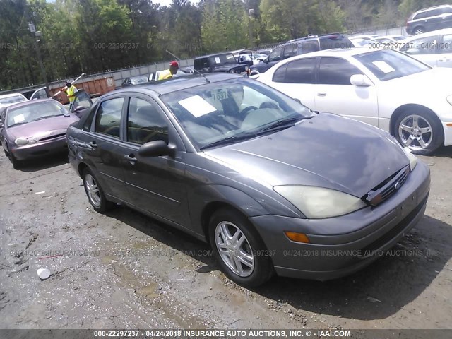 1FAFP34373W226457 - 2003 FORD FOCUS SE COMFORT/SE SPORT GRAY photo 1