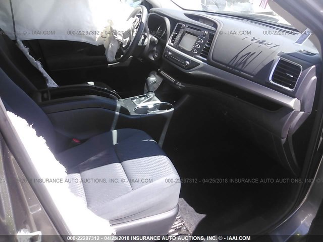 5TDZKRFH9FS049044 - 2015 TOYOTA HIGHLANDER LE/LE PLUS GRAY photo 5