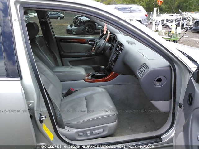 JT8BL69S730013337 - 2003 LEXUS GS 430 SILVER photo 5