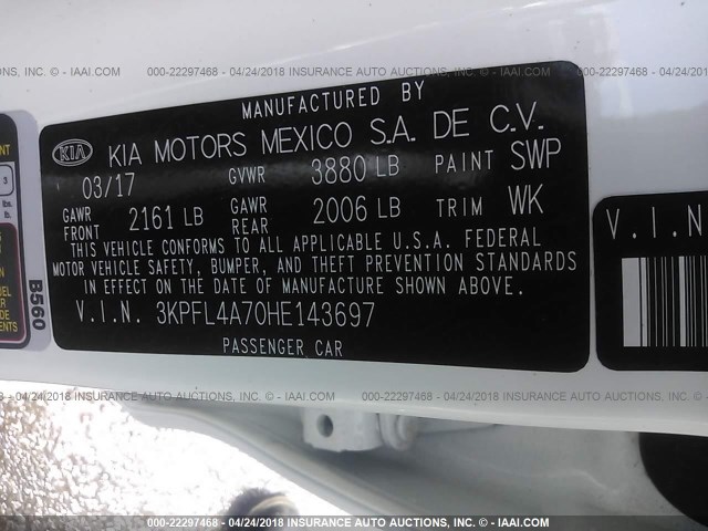 3KPFL4A70HE143697 - 2017 KIA FORTE LX/S WHITE photo 9