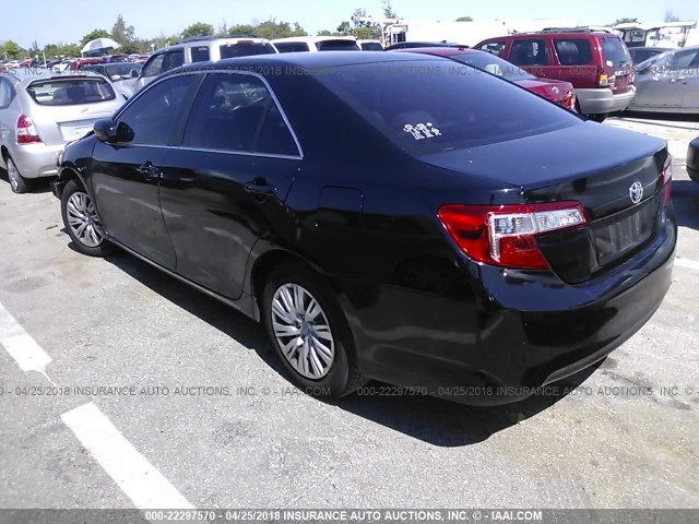 4T1BF1FK5EU468047 - 2014 TOYOTA CAMRY L/SE/LE/XLE შავი ფოტო 3
