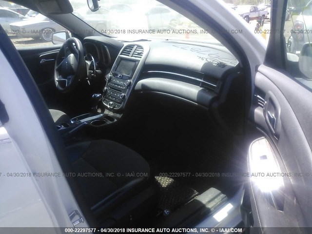 1G11C5SL8EF272132 - 2014 CHEVROLET MALIBU 1LT WHITE photo 5