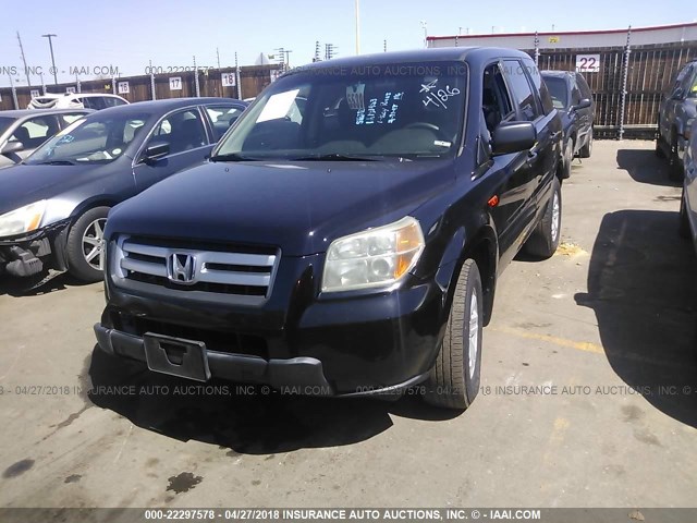 2HKYF18106H562948 - 2006 HONDA PILOT LX BLACK photo 2