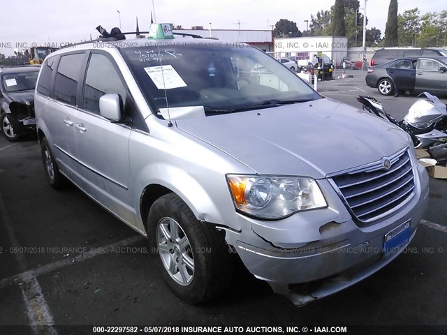 2A4RR5D10AR157090 - 2010 CHRYSLER TOWN & COUNTRY TOURING SILVER photo 1