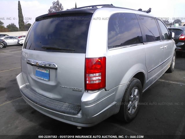 2A4RR5D10AR157090 - 2010 CHRYSLER TOWN & COUNTRY TOURING SILVER photo 4