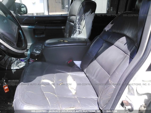 1FMDU65P5YZA12002 - 2000 FORD EXPLORER LIMITED 白色 照片 8