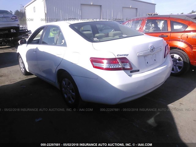 4T1BF3EKXAU510509 - 2010 TOYOTA CAMRY SE/LE/XLE 白色 照片 3