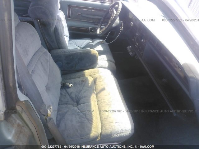 9Y82S662577 - 1979 LINCOLN TOWN CAR GRAY photo 5