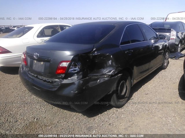 4T1BE46K59U403015 - 2009 TOYOTA CAMRY SE/LE/XLE SILVER photo 4