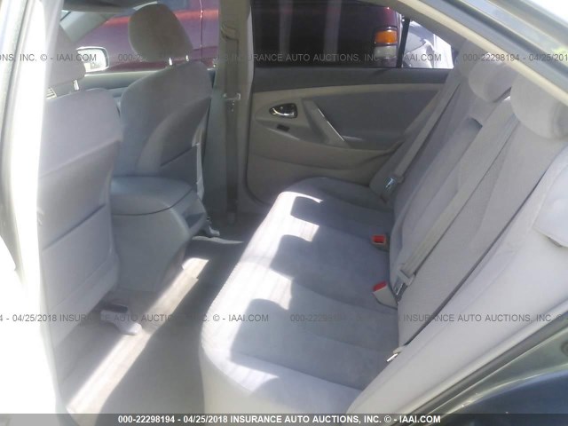 4T1BE46K59U403015 - 2009 TOYOTA CAMRY SE/LE/XLE SILVER photo 8