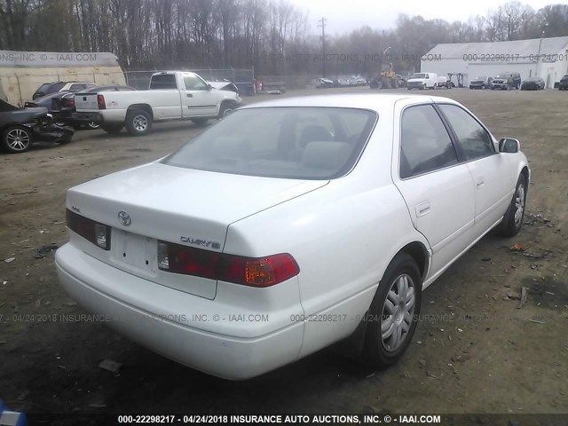 4T1BG22K41U823972 - 2001 TOYOTA CAMRY CE/LE/XLE WHITE photo 4