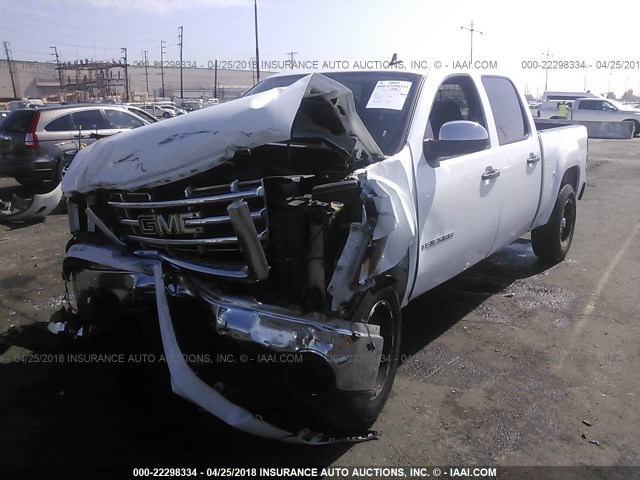 2GTEC13C171545597 - 2007 GMC NEW SIERRA C1500 WHITE photo 2