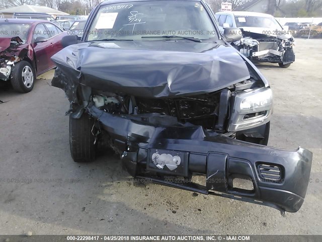 1GNDT13S652339960 - 2005 CHEVROLET TRAILBLAZER LS/LT GRAY photo 6