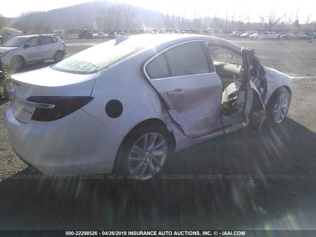 2G4GS5GX6G9176071 - 2016 BUICK REGAL PREMIUM WHITE photo 4