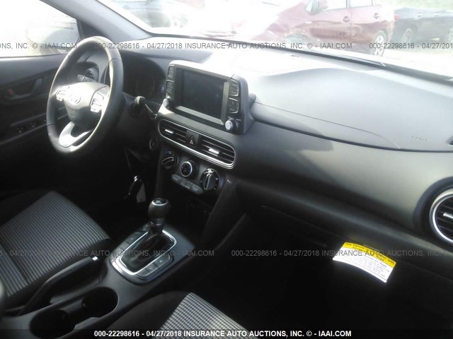 KM8K22AA0JU080847 - 2018 HYUNDAI KONA SEL GRAY photo 5