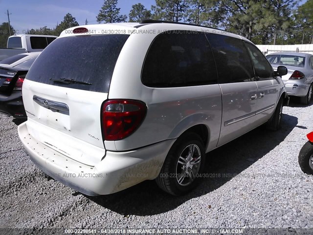 2C4GP54L45R393090 - 2005 CHRYSLER TOWN & COUNTRY TOURING WHITE photo 4