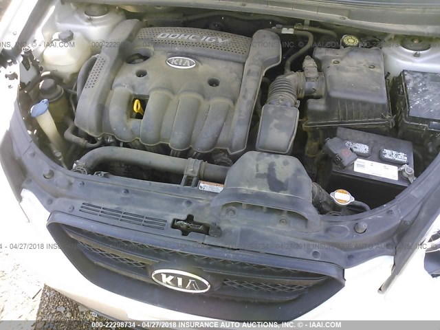 KNAFG525177083450 - 2007 KIA RONDO LX/EX SILVER photo 10