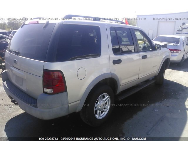 1FMZU72E82UC77516 - 2002 FORD EXPLORER XLS SILVER photo 4