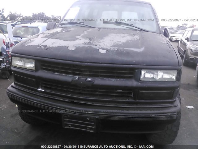 1GNEC13R5TJ329456 - 1996 CHEVROLET TAHOE C1500 BLACK photo 6