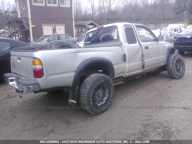 5TEWN72N83Z247123 - 2003 TOYOTA TACOMA XTRACAB SILVER photo 4