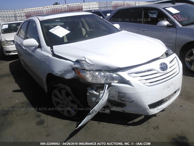 JTNBE46K973009794 - 2007 TOYOTA CAMRY NEW GENERAT CE/LE/XLE/SE WHITE photo 1