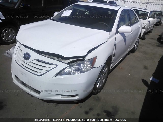 JTNBE46K973009794 - 2007 TOYOTA CAMRY NEW GENERAT CE/LE/XLE/SE WHITE photo 2