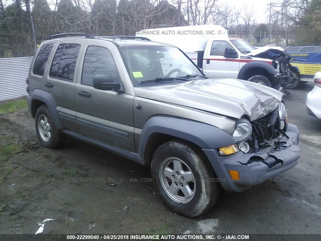 1J4GL48K26W111863 - 2006 JEEP LIBERTY SPORT 金色 照片 1