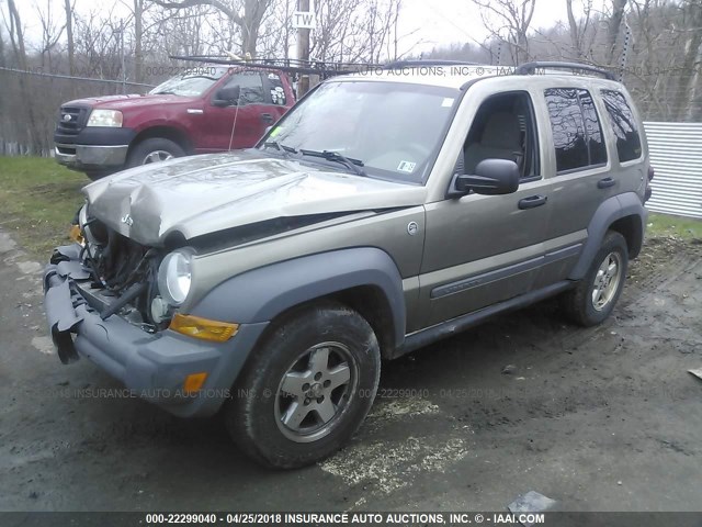 1J4GL48K26W111863 - 2006 JEEP LIBERTY SPORT GOLD photo 2