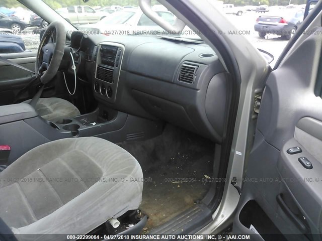 1FMZU63K04UC36976 - 2004 FORD EXPLORER XLT/XLT SPORT/NBX 银色 照片 5
