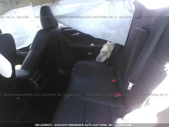 4T1BF1FK1HU325746 - 2017 TOYOTA CAMRY LE/XLE/SE/XSE WHITE photo 8