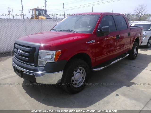1FTEW1E82AFA48980 - 2010 FORD F150 SUPERCREW RED photo 2
