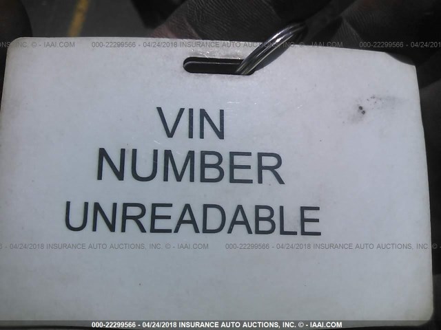 4F2YU08172KM63250 - 2002 MAZDA TRIBUTE LX/ES 灰色 照片 9
