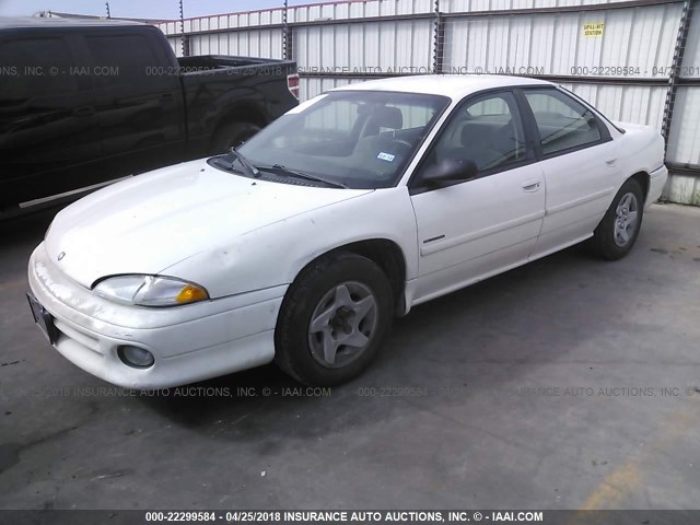 2B3HD46F0VH683297 - 1997 DODGE INTREPID WHITE photo 2