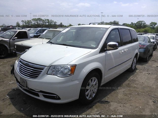 2A4RR8DG0BR760029 - 2011 CHRYSLER TOWN & COUNTRY TOURING L WHITE photo 2