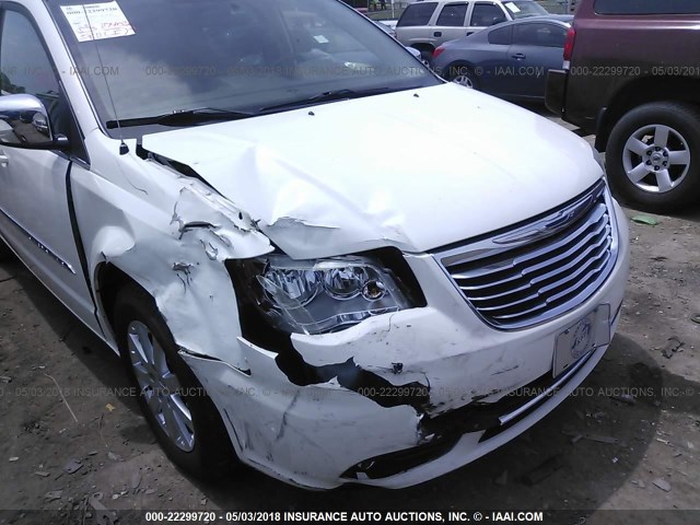 2A4RR8DG0BR760029 - 2011 CHRYSLER TOWN & COUNTRY TOURING L WHITE photo 6