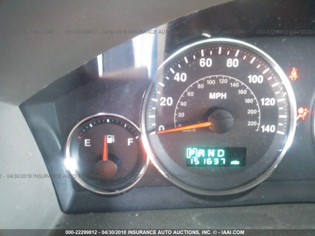 1J8HG48K26C174129 - 2006 JEEP COMMANDER BROWN photo 7