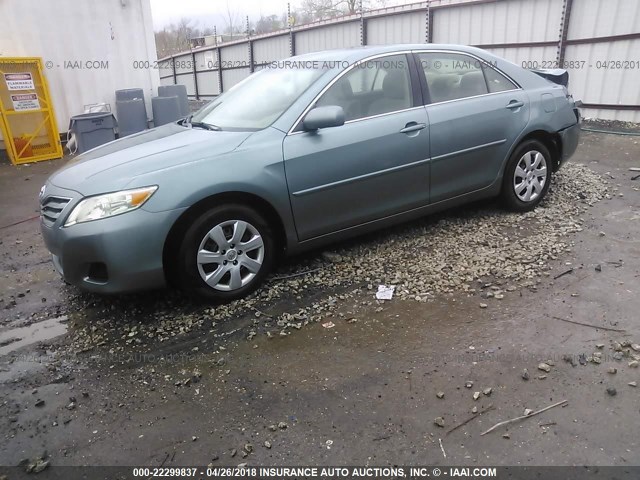 4T1BF3EK4AU532733 - 2010 TOYOTA CAMRY SE/LE/XLE 蓝色 照片 2
