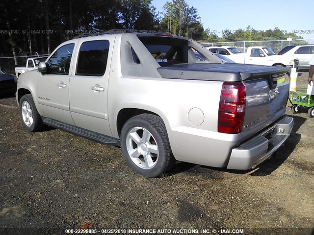 3GNEC12007G231977 - 2007 CHEVROLET AVALANCHE C1500 SILVER photo 3