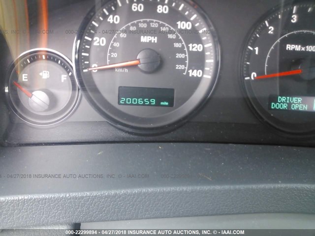 1J8GR48K36C136740 - 2006 JEEP GRAND CHEROKEE LAREDO/COLUMBIA/FREEDOM 银色 照片 7