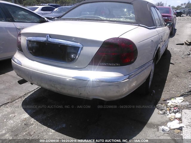 1LNHM97V32Y621908 - 2002 LINCOLN CONTINENTAL  CREAM photo 6