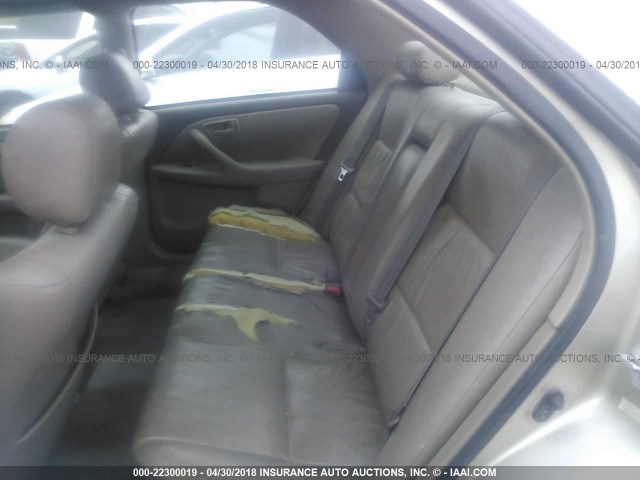 JT2BF28K9W0096897 - 1998 TOYOTA CAMRY LE/XLE GOLD photo 8