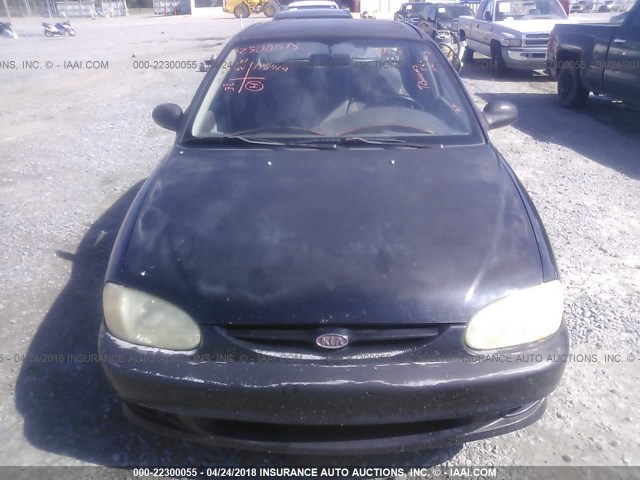 KNAFB1210Y5890219 - 2000 KIA SEPHIA LS BLACK photo 6