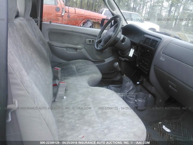 5TENL42N33Z170743 - 2003 TOYOTA TACOMA SILVER photo 5