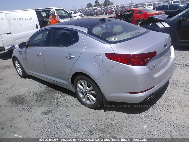 KNAGN4A73B5178037 - 2011 KIA OPTIMA EX/SX GRAY photo 3