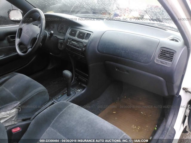 1NXAE09B4RZ214565 - 1994 TOYOTA COROLLA LE/DX თეთრი ფოტო 5