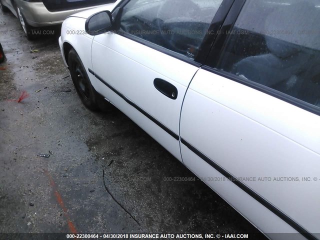 1NXAE09B4RZ214565 - 1994 TOYOTA COROLLA LE/DX თეთრი ფოტო 6